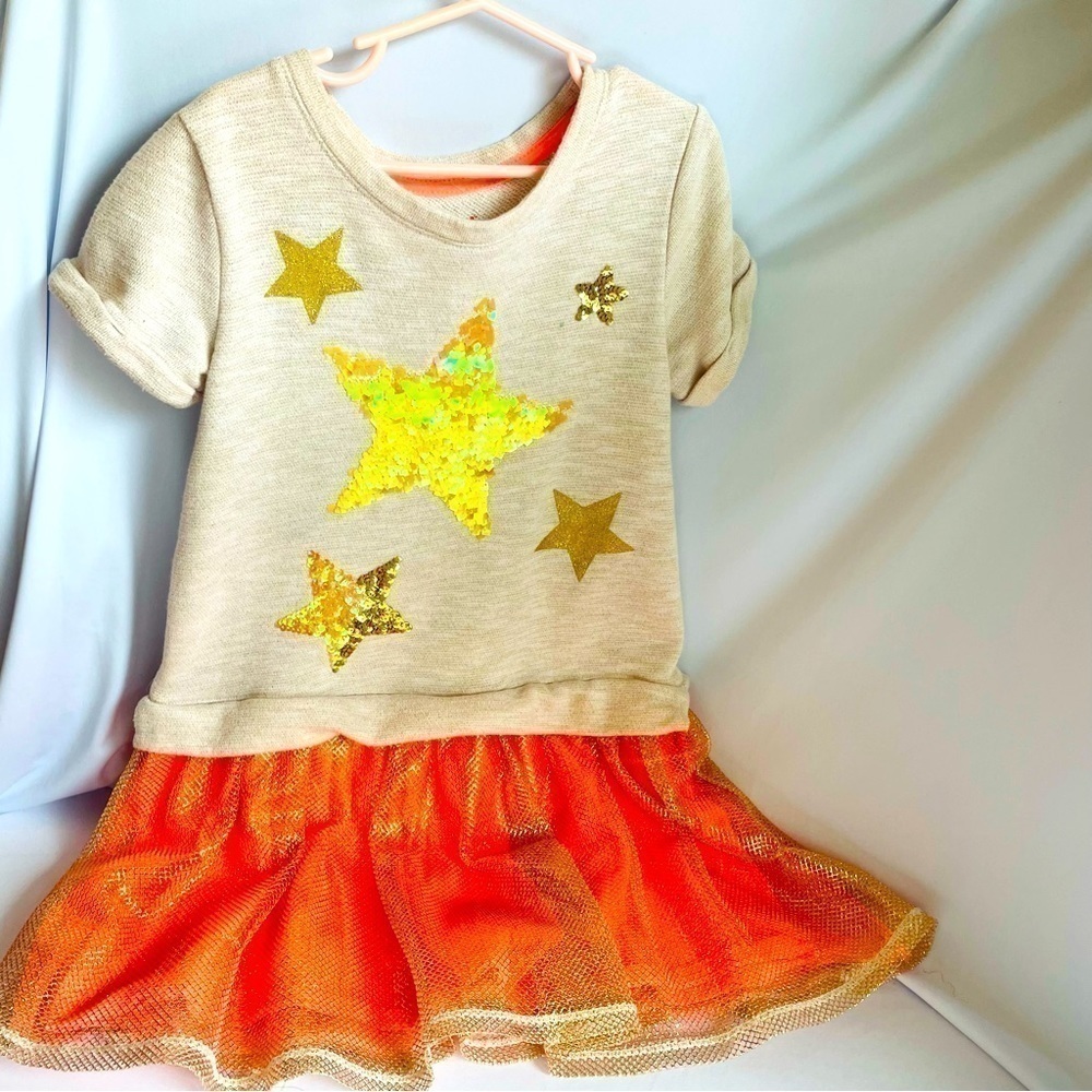 ✨🌟 Cat & Jack Girls' Metallic Sequin Stars Dress – Size M (7/8) | Peach Cream